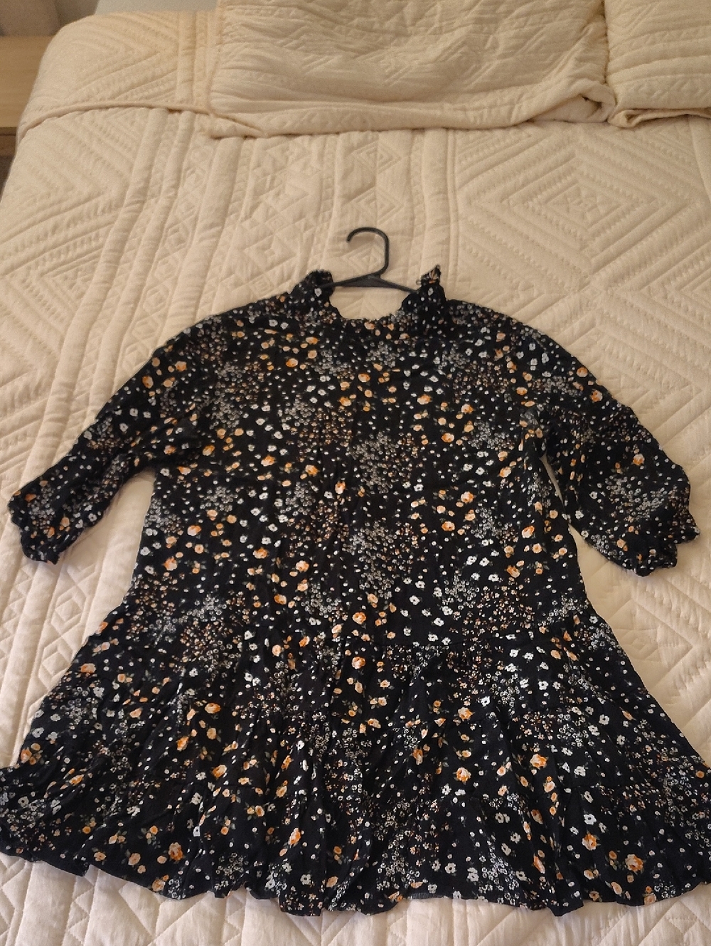 Forever 21 Black Floral Ruffle Dress